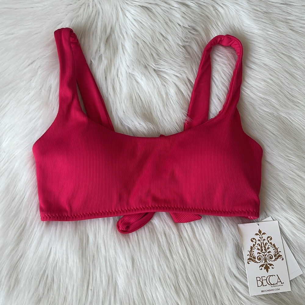 BECCA Kiera top L